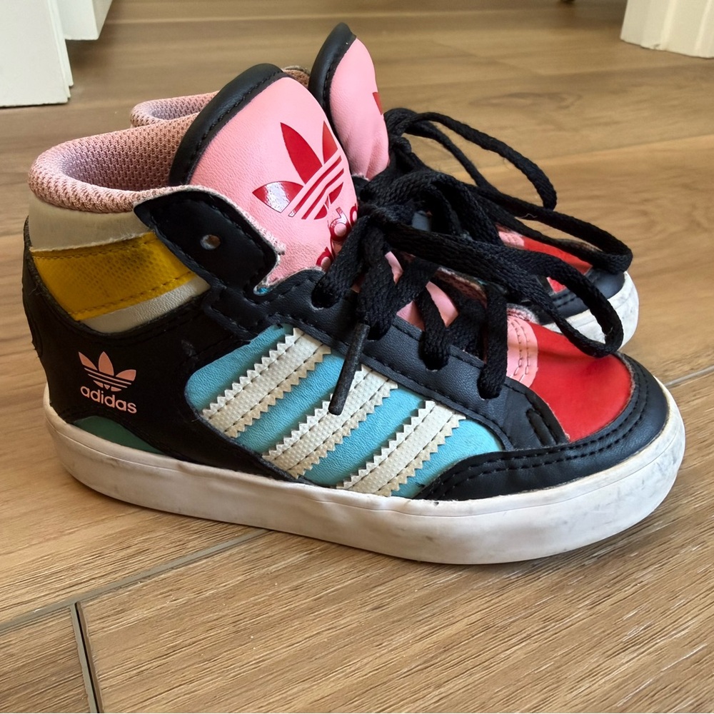 Adidas colorful kids high top sneaker 8 toddler
